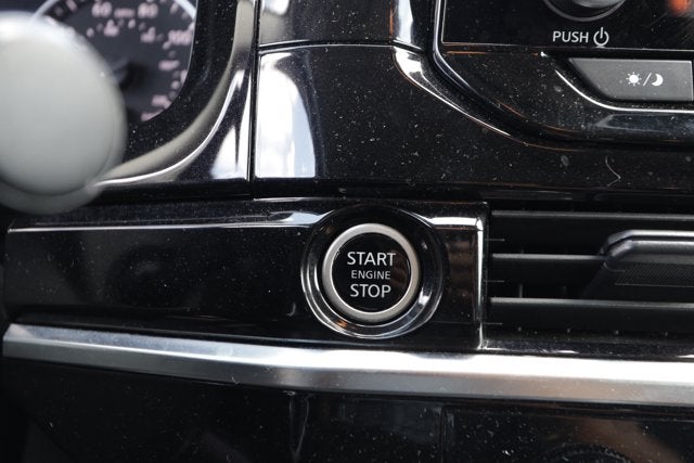 2024 Nissan Pathfinder SV FWD