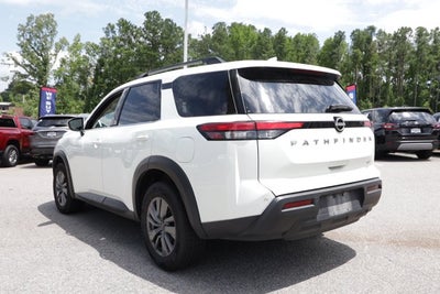 2024 Nissan Pathfinder SV FWD