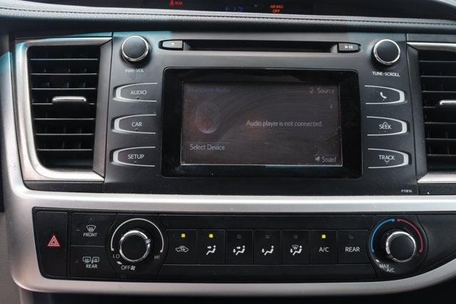 2019 Toyota Highlander LE