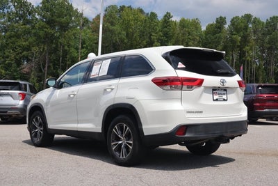 2019 Toyota Highlander LE