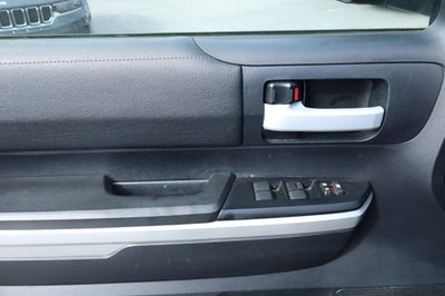 2016 Toyota Tundra SR5 5.7L V8