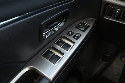 2024 Mitsubishi Outlander Sport SE