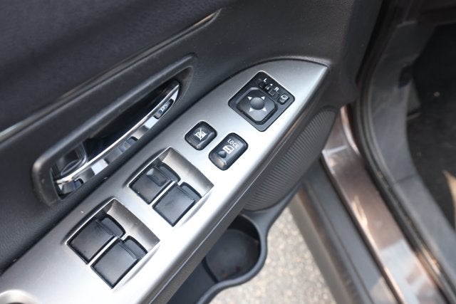 2024 Mitsubishi Outlander Sport SE