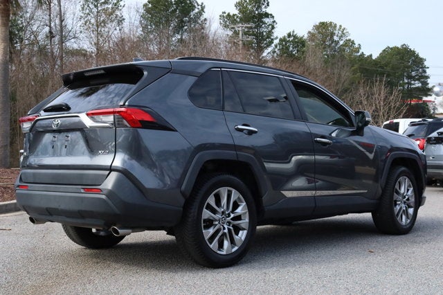 2019 Toyota RAV4 XLE Premium