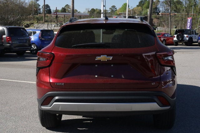 2025 Chevrolet Trax FWD LT