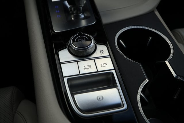 2025 Genesis G70 2.5T RWD