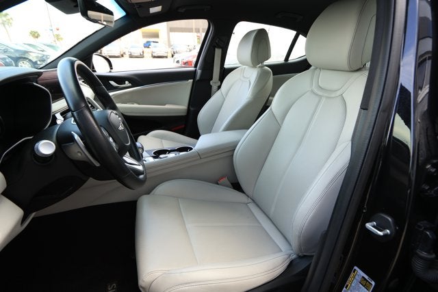 2025 Genesis G70 2.5T RWD