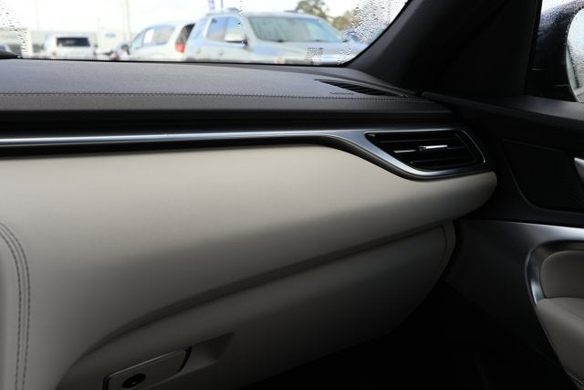 2025 Genesis G70 2.5T RWD