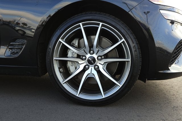 2025 Genesis G70 2.5T RWD