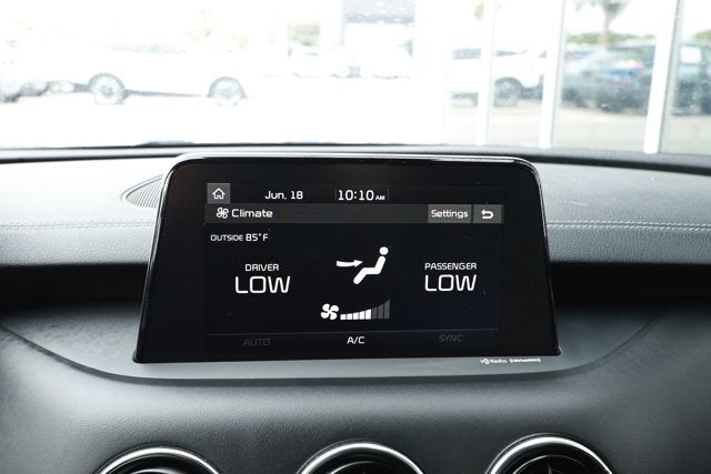 2019 Kia Stinger Premium - Photo 16