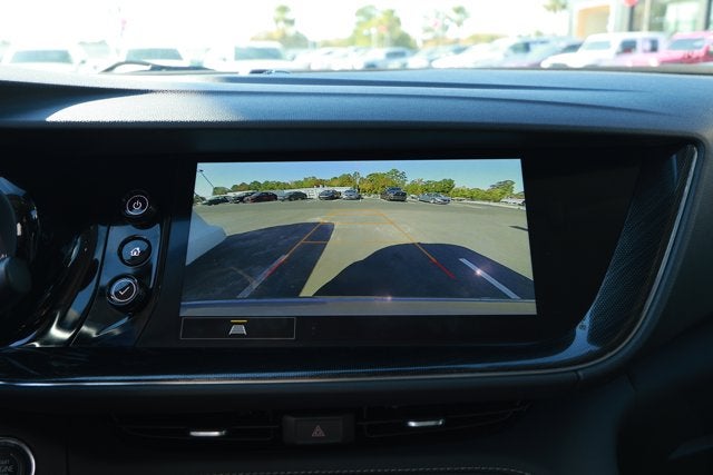 2023 Buick Envision Essence FWD