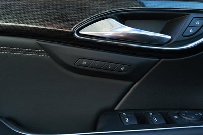 2023 Buick Envision Essence FWD