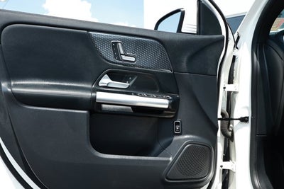 2025 Mercedes-Benz GLA 250 4MATIC®
