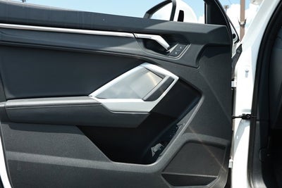 2024 Audi Q3 Premium 45 TFSI S line quattro Tiptronic