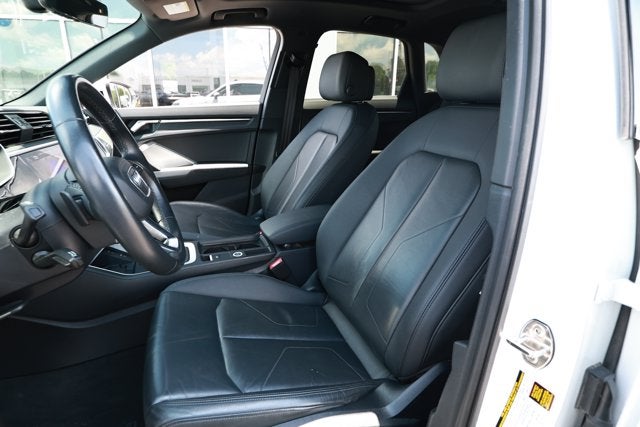 2024 Audi Q3 Premium 45 TFSI S line quattro Tiptronic