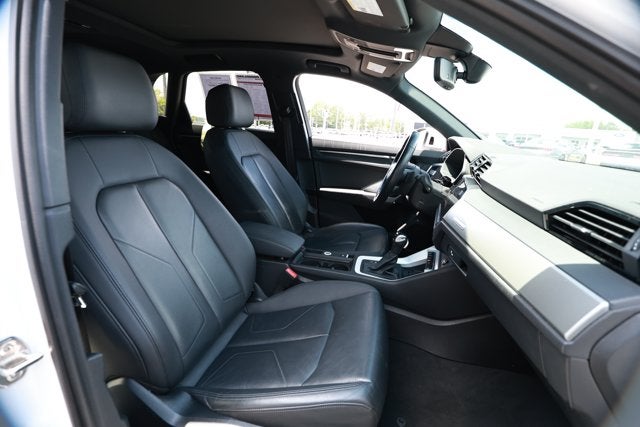 2024 Audi Q3 Premium 45 TFSI S line quattro Tiptronic