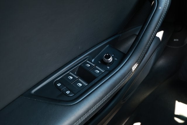 2024 Audi A4 Premium Plus 45 TFSI S line quattro S tronic