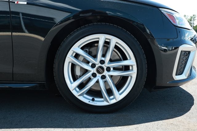 2024 Audi A4 Premium Plus 45 TFSI S line quattro S tronic