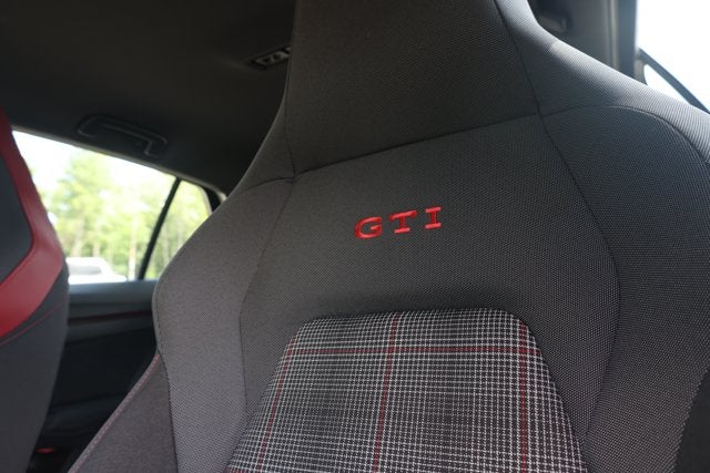 2024 Volkswagen Golf GTI S