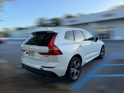 2021 Volvo XC60 T5 Momentum
