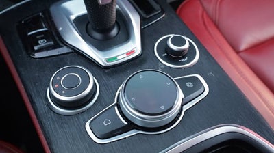 2021 Alfa Romeo Stelvio RWD