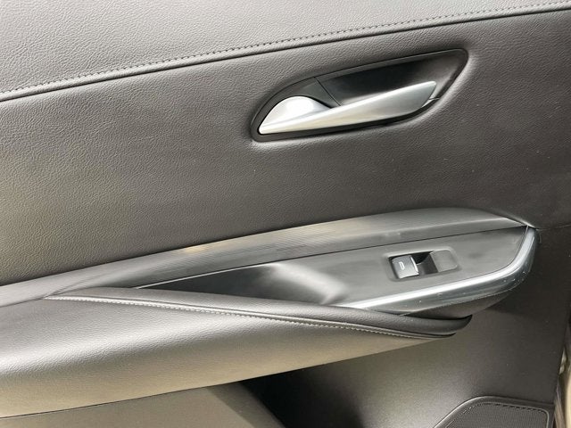 2024 Cadillac XT4 FWD Premium Luxury