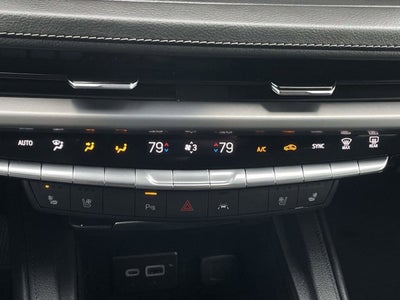 2024 Cadillac XT4 FWD Premium Luxury