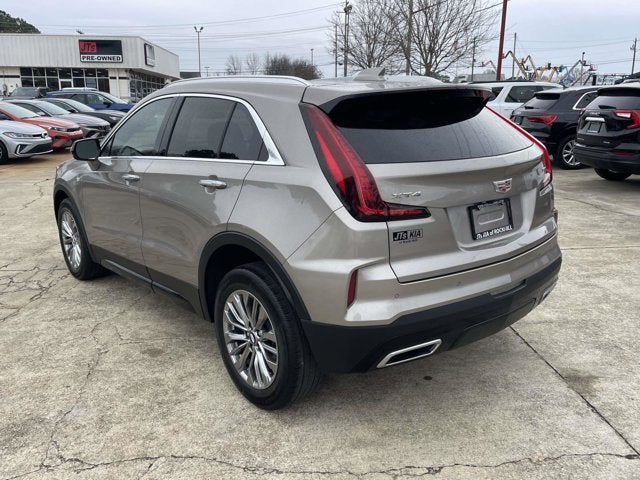 2024 Cadillac XT4 FWD Premium Luxury