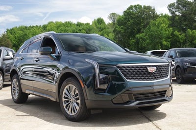 2025 Cadillac XT4 FWD Premium Luxury