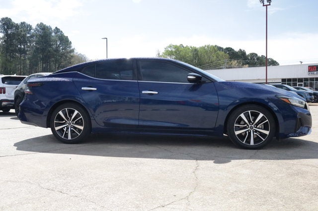 2023 Nissan Maxima SV