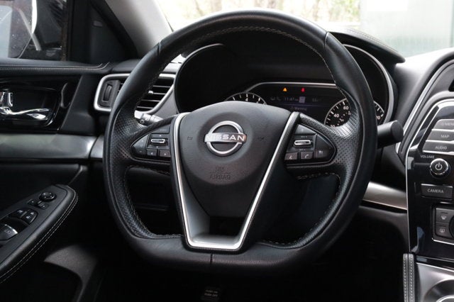 2023 Nissan Maxima SV