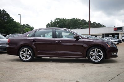 2013 Volkswagen Passat SE w/Sunroof