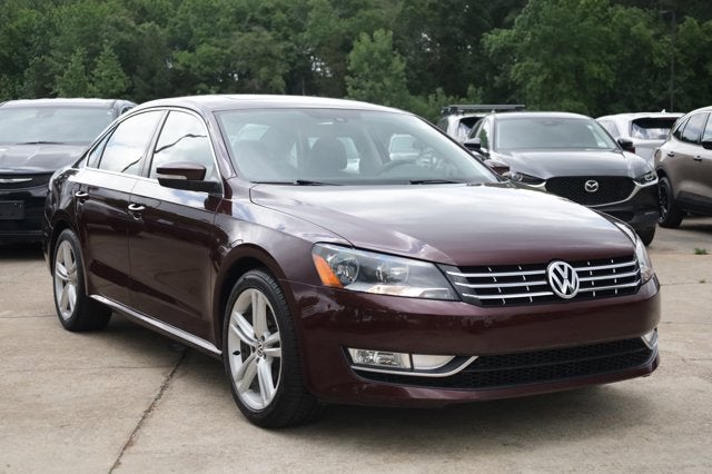 2013 Volkswagen Passat SE w/Sunroof