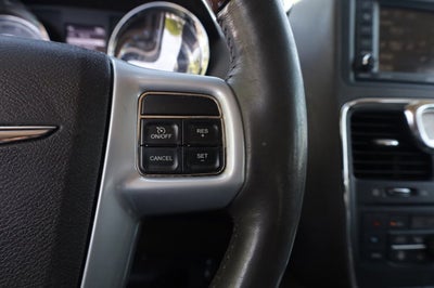 2013 Chrysler Town & Country Limited