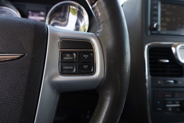 2013 Chrysler Town & Country Limited