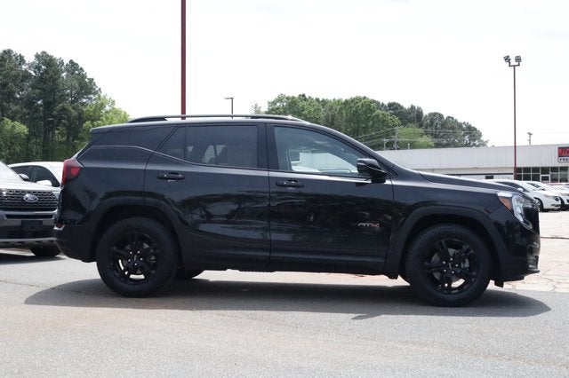 2023 GMC Terrain AT4