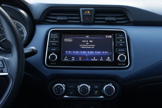 2024 Nissan Versa SV