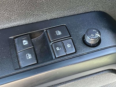 2022 Toyota Tacoma 2WD SR