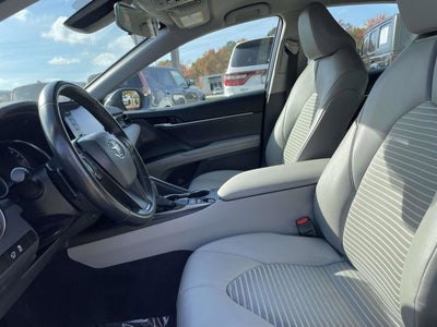 2024 Toyota Camry Hybrid SE