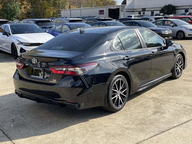 2024 Toyota Camry Hybrid SE