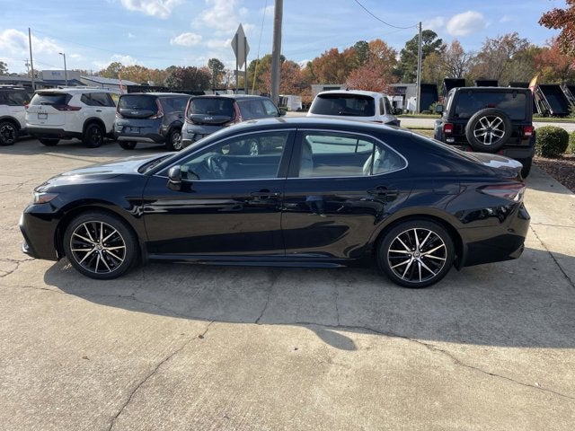 2024 Toyota Camry Hybrid SE
