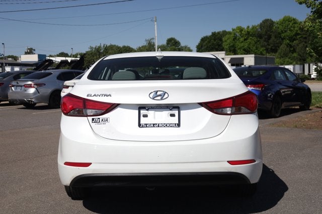 2015 Hyundai Elantra SE