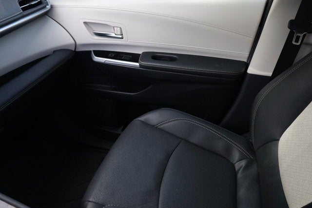 2025 Toyota Sienna Platinum