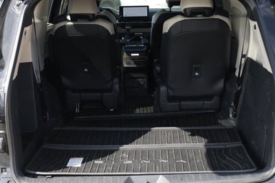 2025 Toyota Sienna Platinum