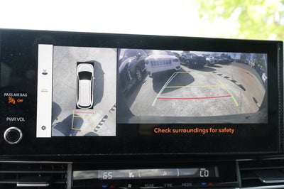 2025 Toyota Sienna Platinum