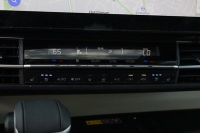 2025 Toyota Sienna Platinum