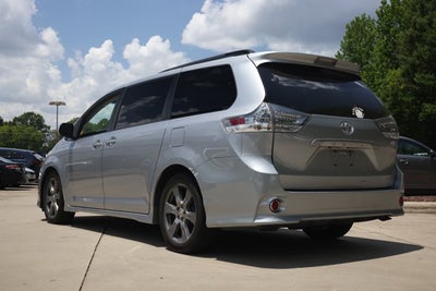 2017 Toyota Sienna SE Premium