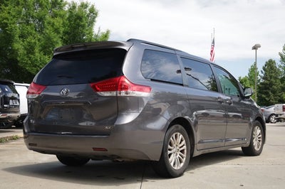 2014 Toyota Sienna XLE AAS
