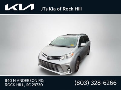 2019 Toyota Sienna XLE