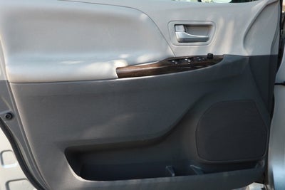 2019 Toyota Sienna XLE